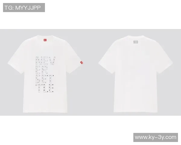 蒂米分享穿着性感霸王龙T恤的心路历程与对时尚的独特见解